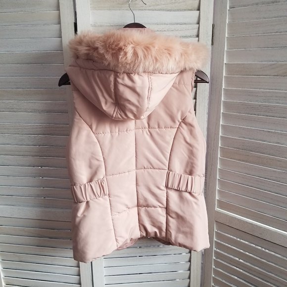 Guess Vest - Picture 2 of 5